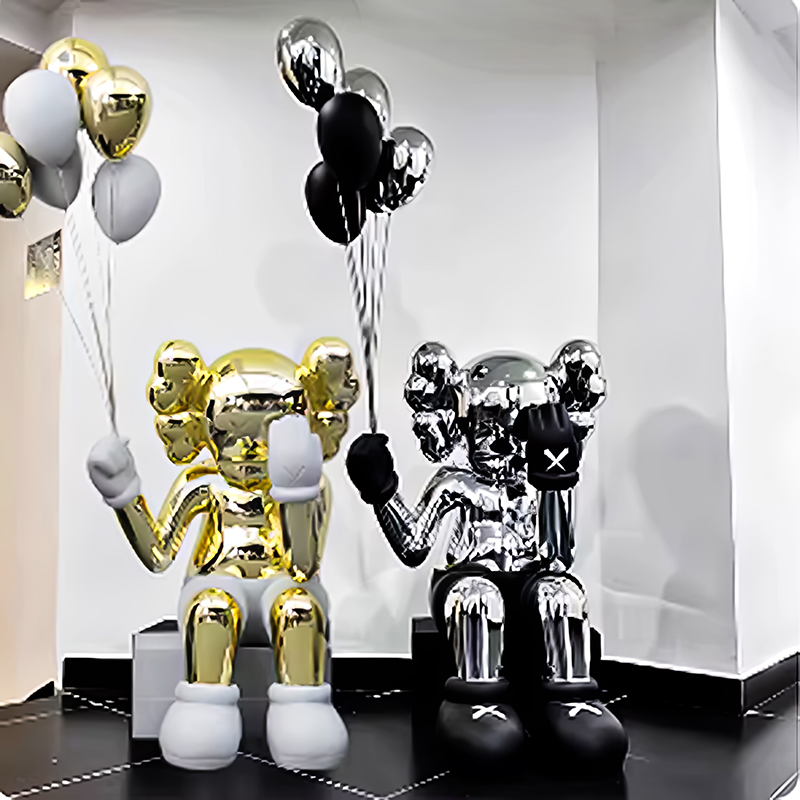 FRP/Fiberglass/Resin/Vinyl Electroplating Color Life Size Kaws Sculpture FRP/Fiberglass/Resin/Vinyl Electroplating Color Life Size Kaws Sculpture