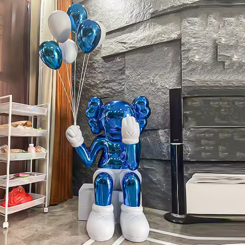 FRP/Fiberglass/Resin/Vinyl Electroplating Color Life Size Kaws Sculpture FRP/Fiberglass/Resin/Vinyl Electroplating Color Life Size Kaws Sculpture