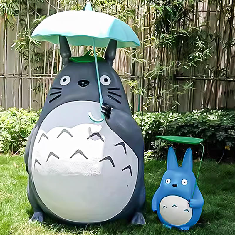 Escultura de fibra de fibra de vidrio de tamaño mayor al aire libre Resina Totoro Estatua de la estatua escultura de dibujos animados